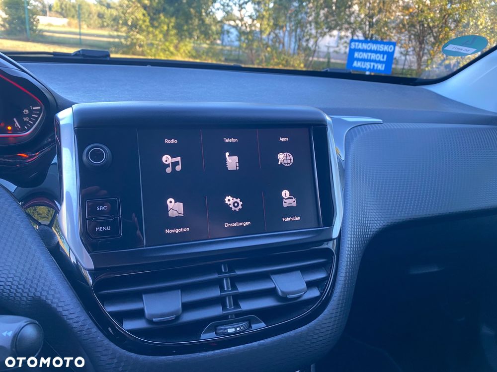 Peugeot 2008 1.2 PureTech GT Line S&S - 4