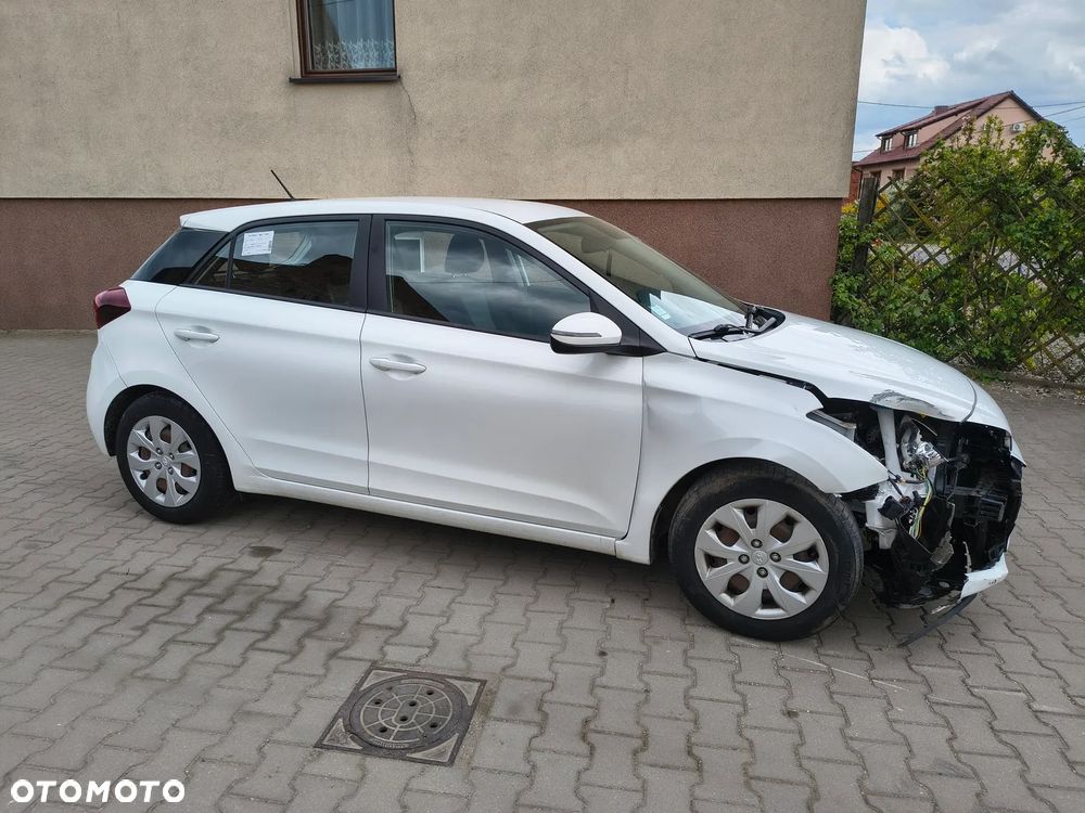 Hyundai i20 - 6
