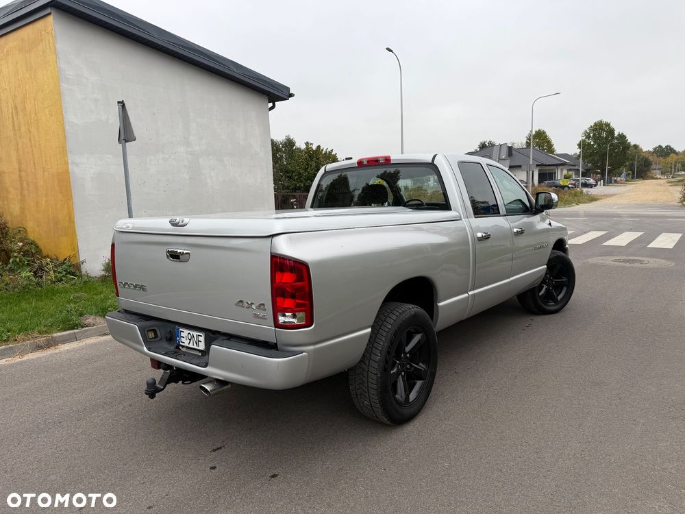Dodge Ram 1500 2004 photo 3