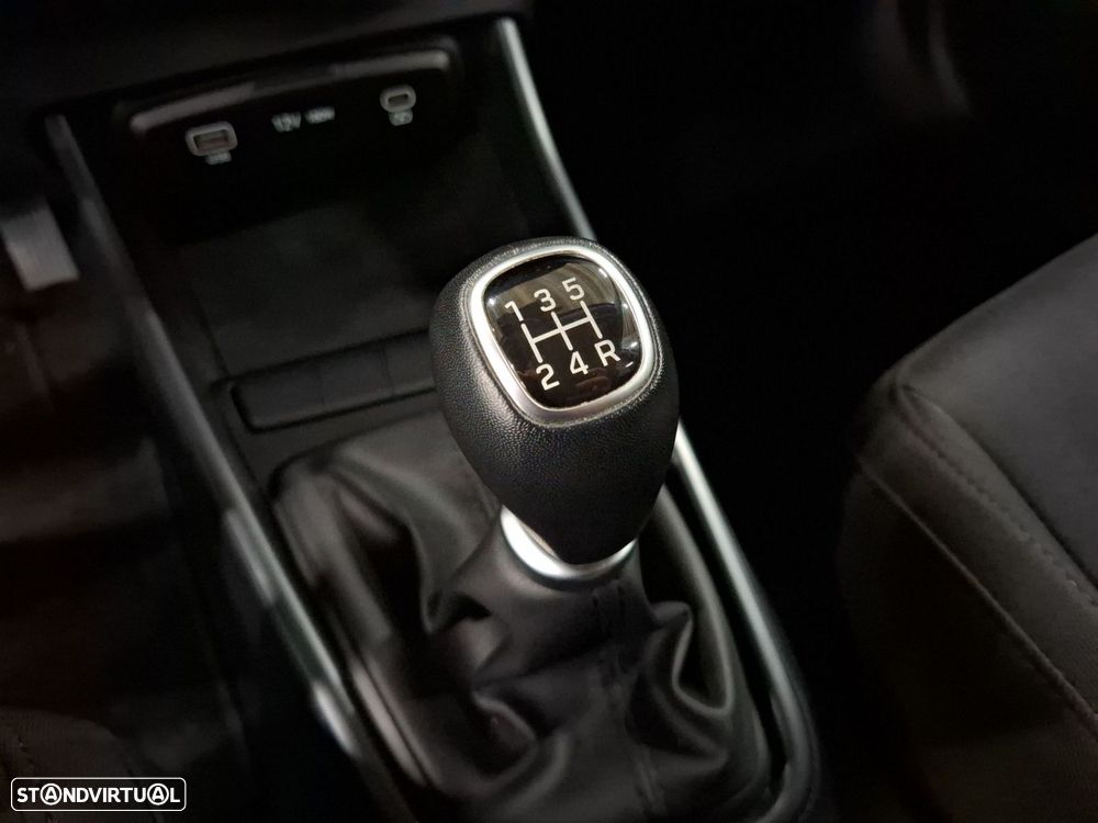 Hyundai i20 1.2 Comfort — fotografia 17