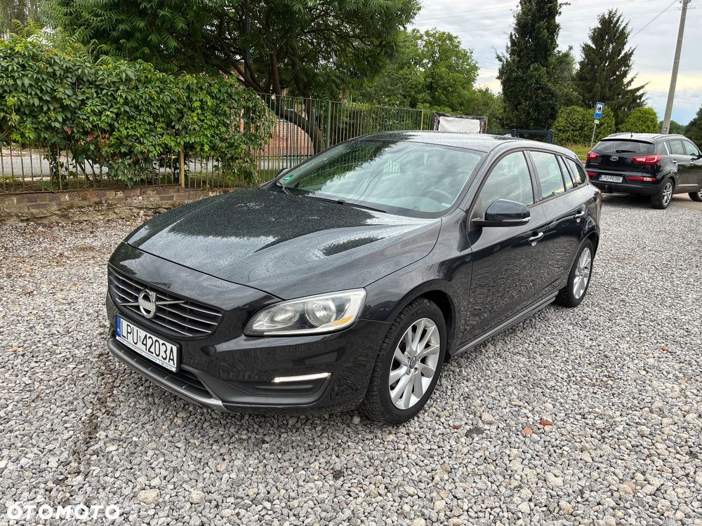 Volvo V60 D2 Base - 1