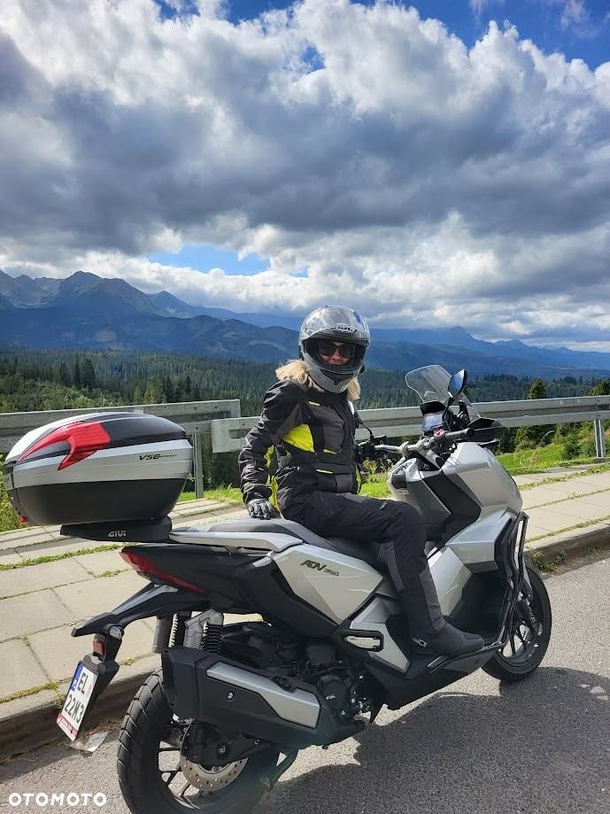 Honda ADV350 - 19