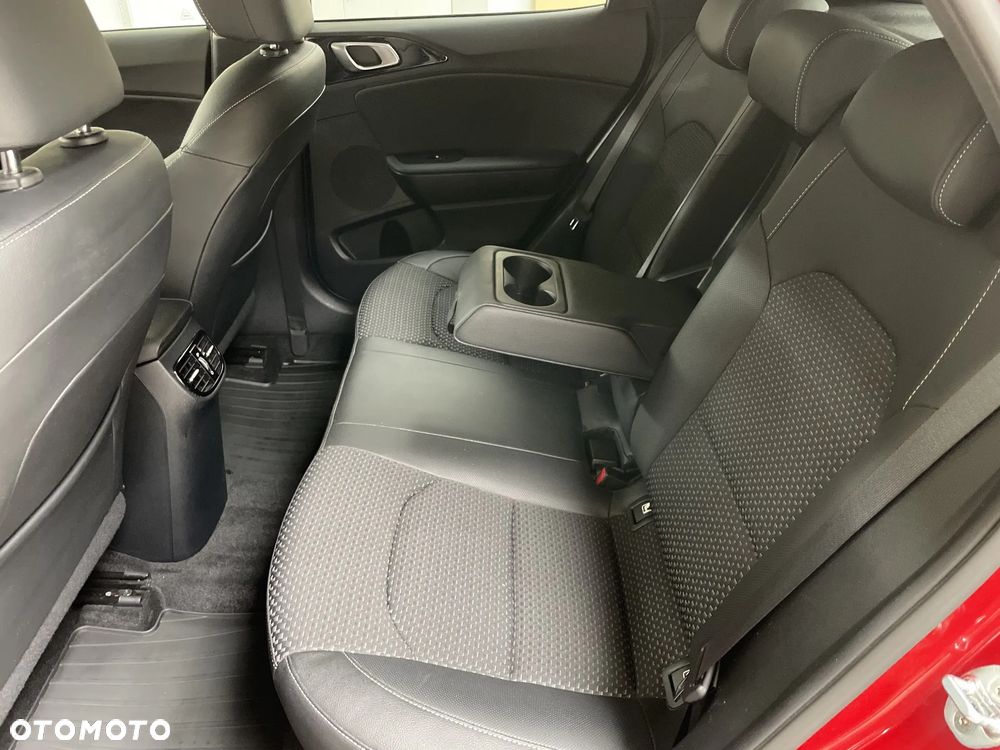 Kia XCeed 1.6 T-GDI L - 16
