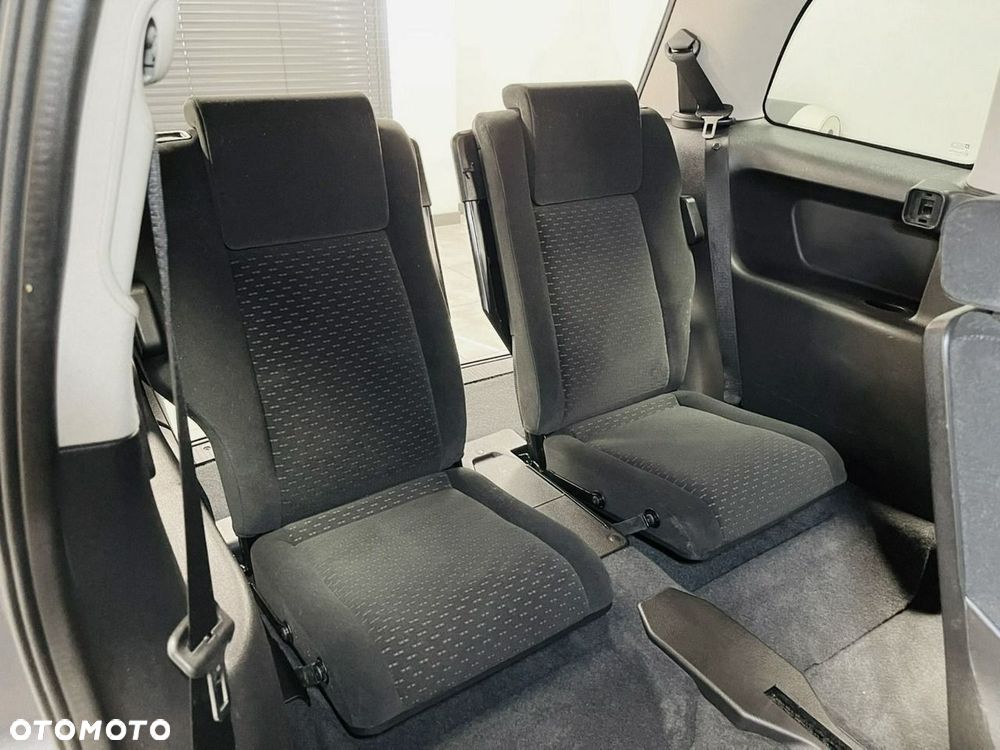 Opel Zafira 1.8 Executive - 23