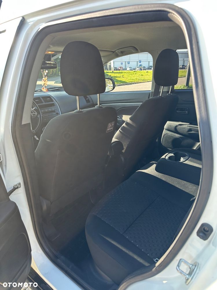 Mitsubishi ASX - 17