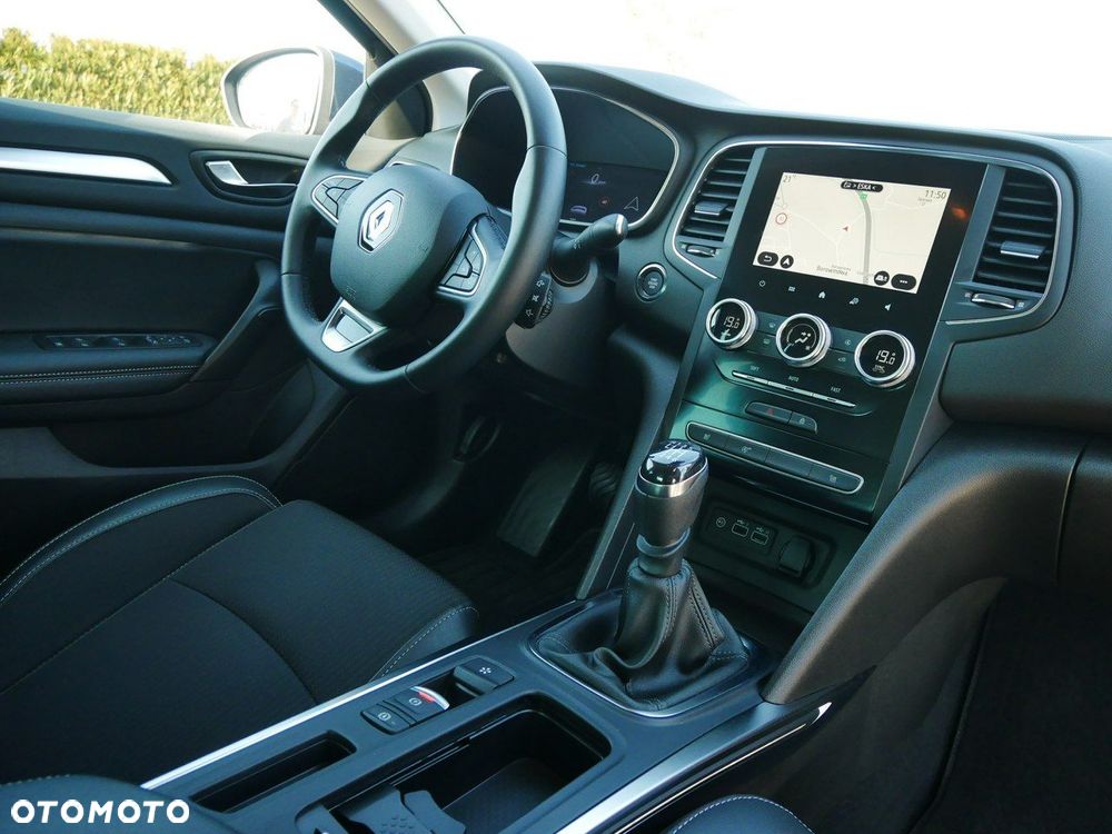 Renault Megane 1.3 TCe Techno - 28