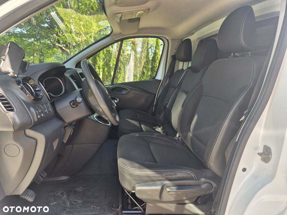 Renault TRAFIC - 5