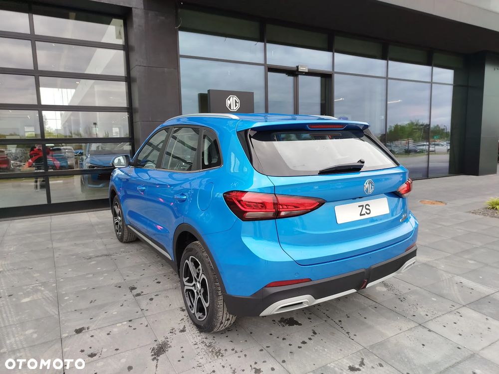 MG ZS 1.5 HEV+ Excite - 6