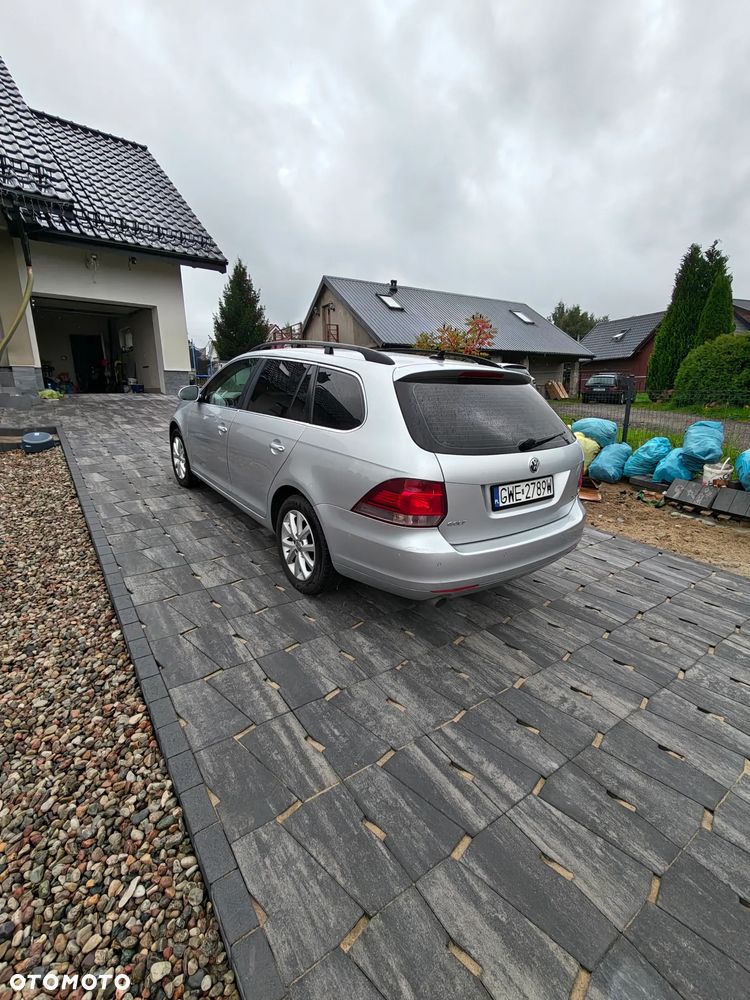 Volkswagen Golf 1.6 TDI Comfortline - 4