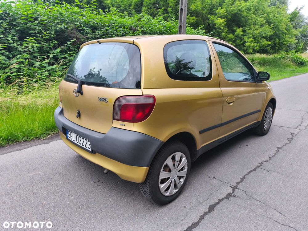 Toyota Yaris - 2