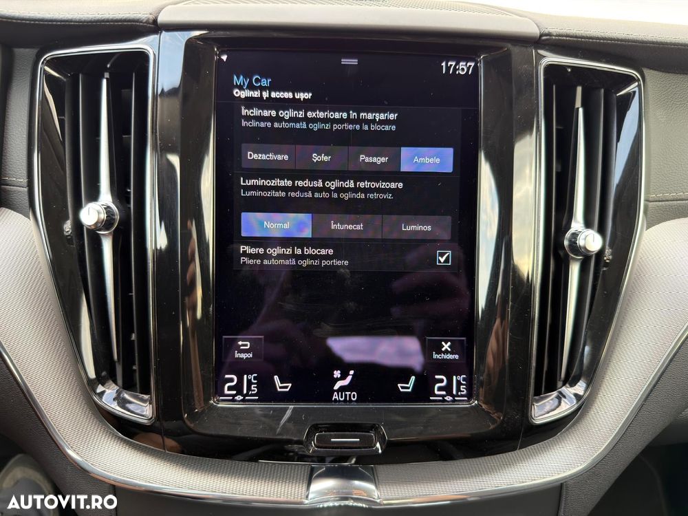 Volvo XC 60 B5 MHEV AT8 AWD Inscription - 28