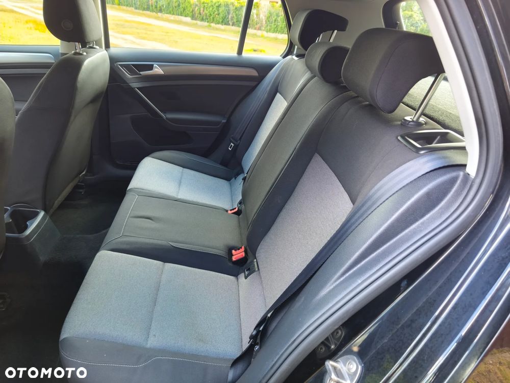 Volkswagen Golf 1.2 TSI BMT Trendline - 17