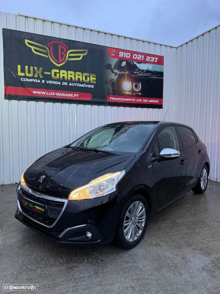 Peugeot 208 1.2 PureTech Style - 1