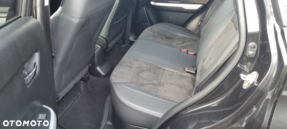 Suzuki Vitara 1.6 DDiS (4x4) Allgrip Comfort+ - 16