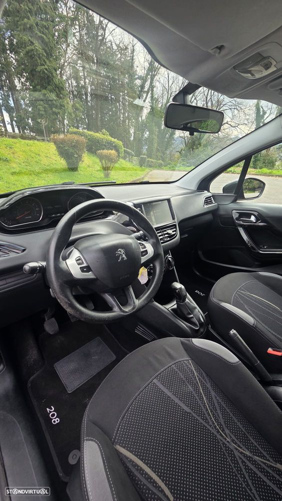 Peugeot 208 PureTech 82 Active - 12