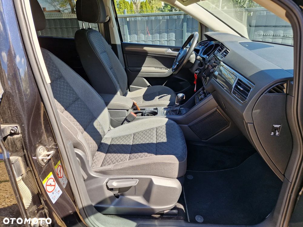 Volkswagen Touran 1.6 TDI SCR DSG Join - 14