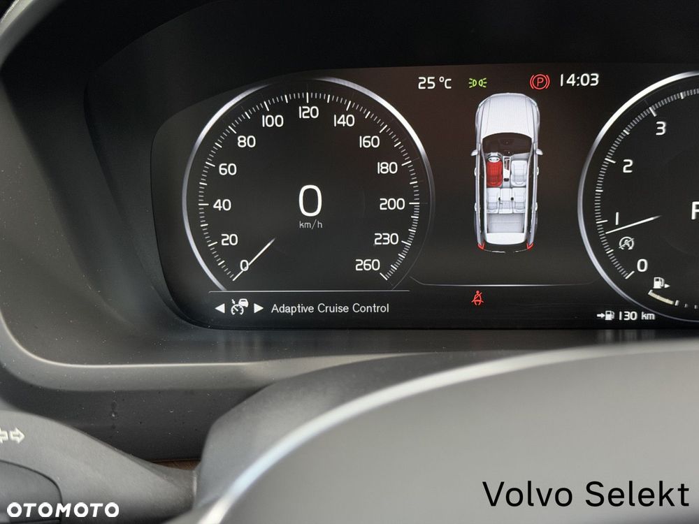 Volvo XC 90 - 26