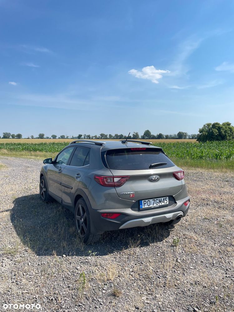 Kia Stonic 1.4 L - 5