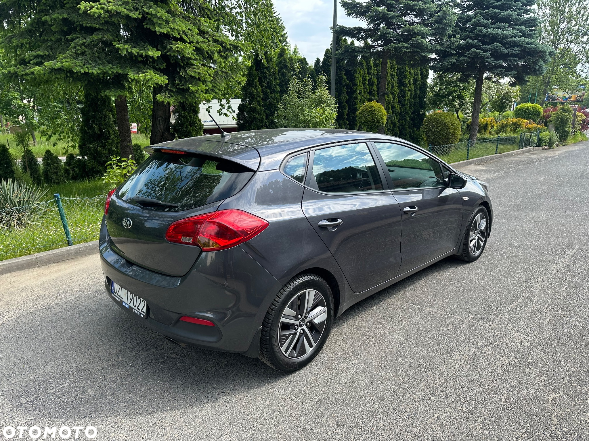 Kia Ceed - 4
