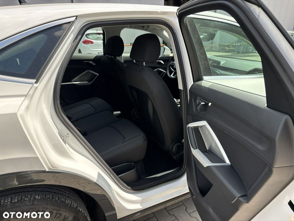 Audi Q3 Sportback 35 TFSI mHEV S tronic - 17
