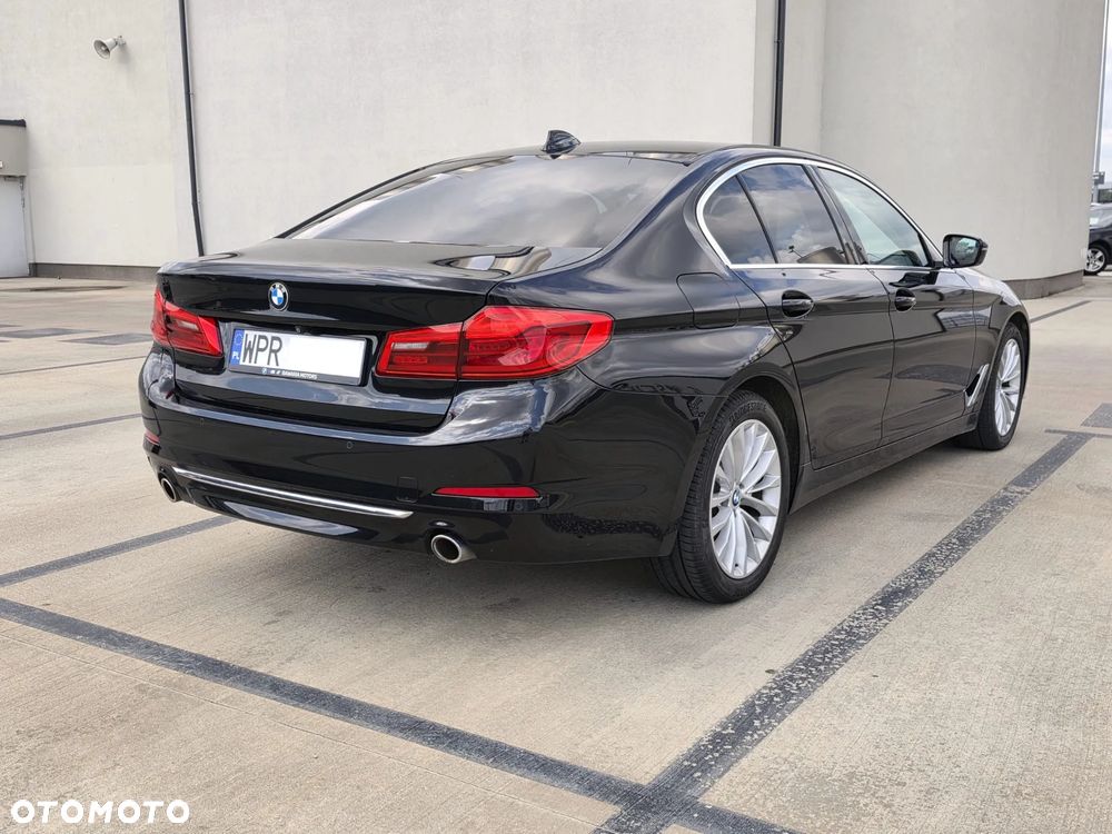 BMW Seria 5 520d xDrive Luxury Line sport - 10