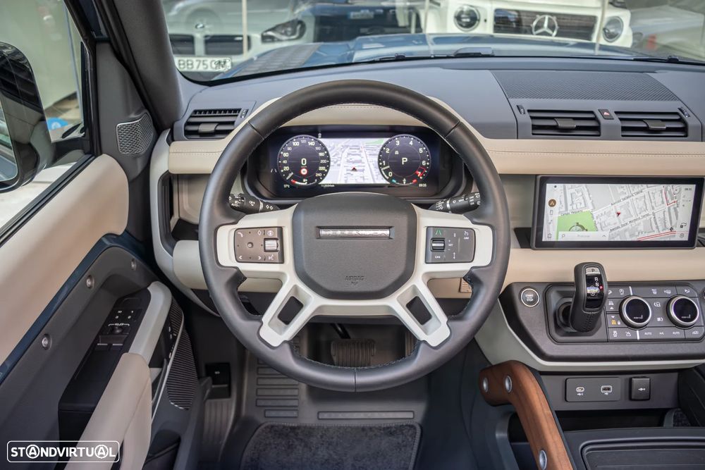 Land Rover Defender 3.0 I6 90 AWD SE - 14