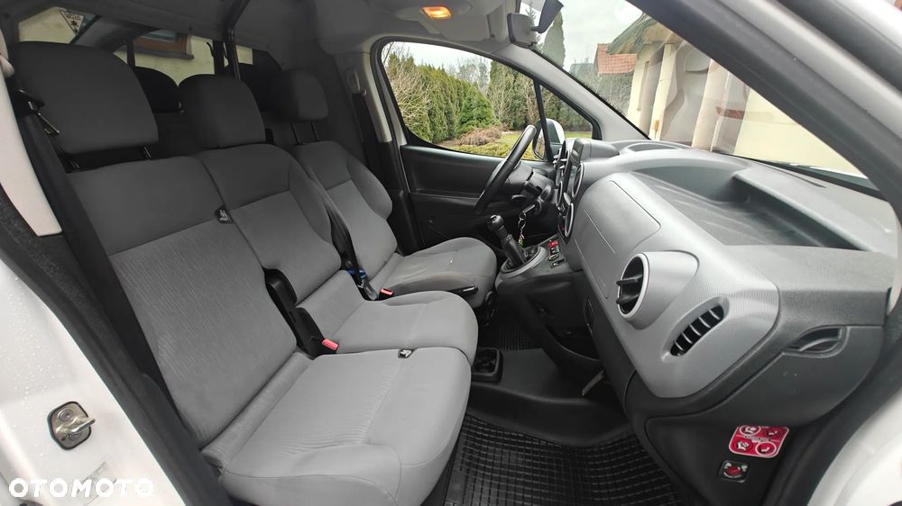 Peugeot Partner - 11