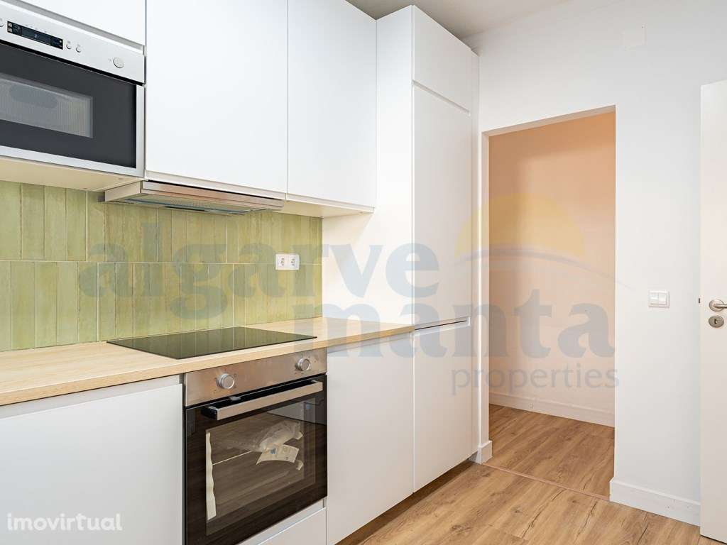 Moradia T2+1 Renovada - Perto da Praia de Altura, Algarve - Grande imagem: 5/22