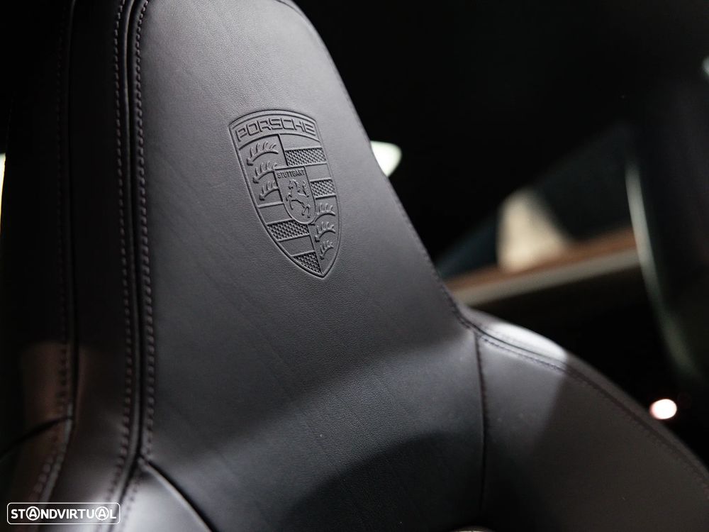 Porsche 911 (992) Carrera GTS - 40