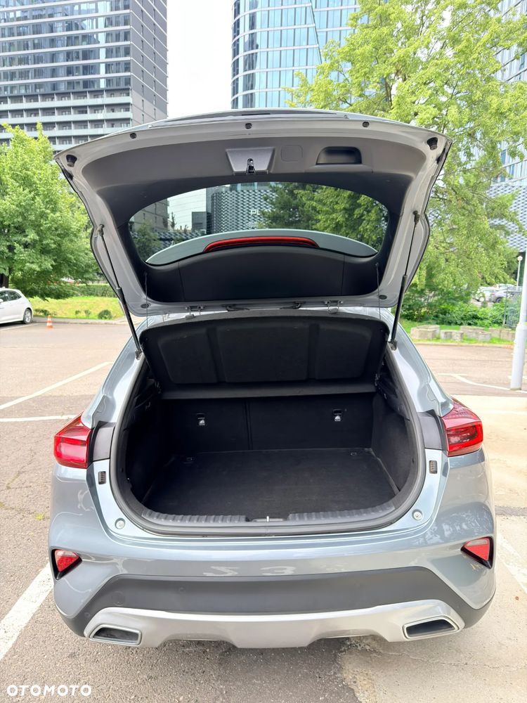 Kia XCeed 1.5 T-GDI M - 11