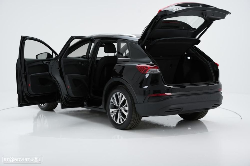 Audi Q4 e-tron - 5