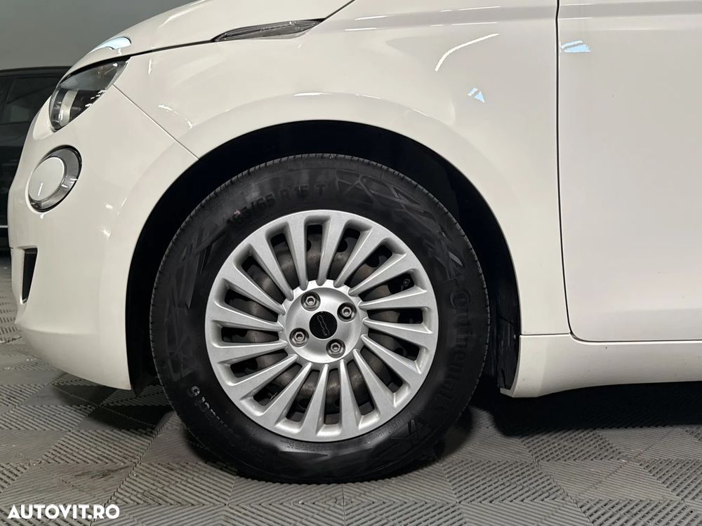 Fiat 500E - 14