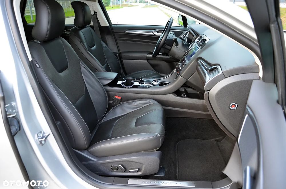 Ford Mondeo 2.0 EcoBlue Allrad Titanium - 29