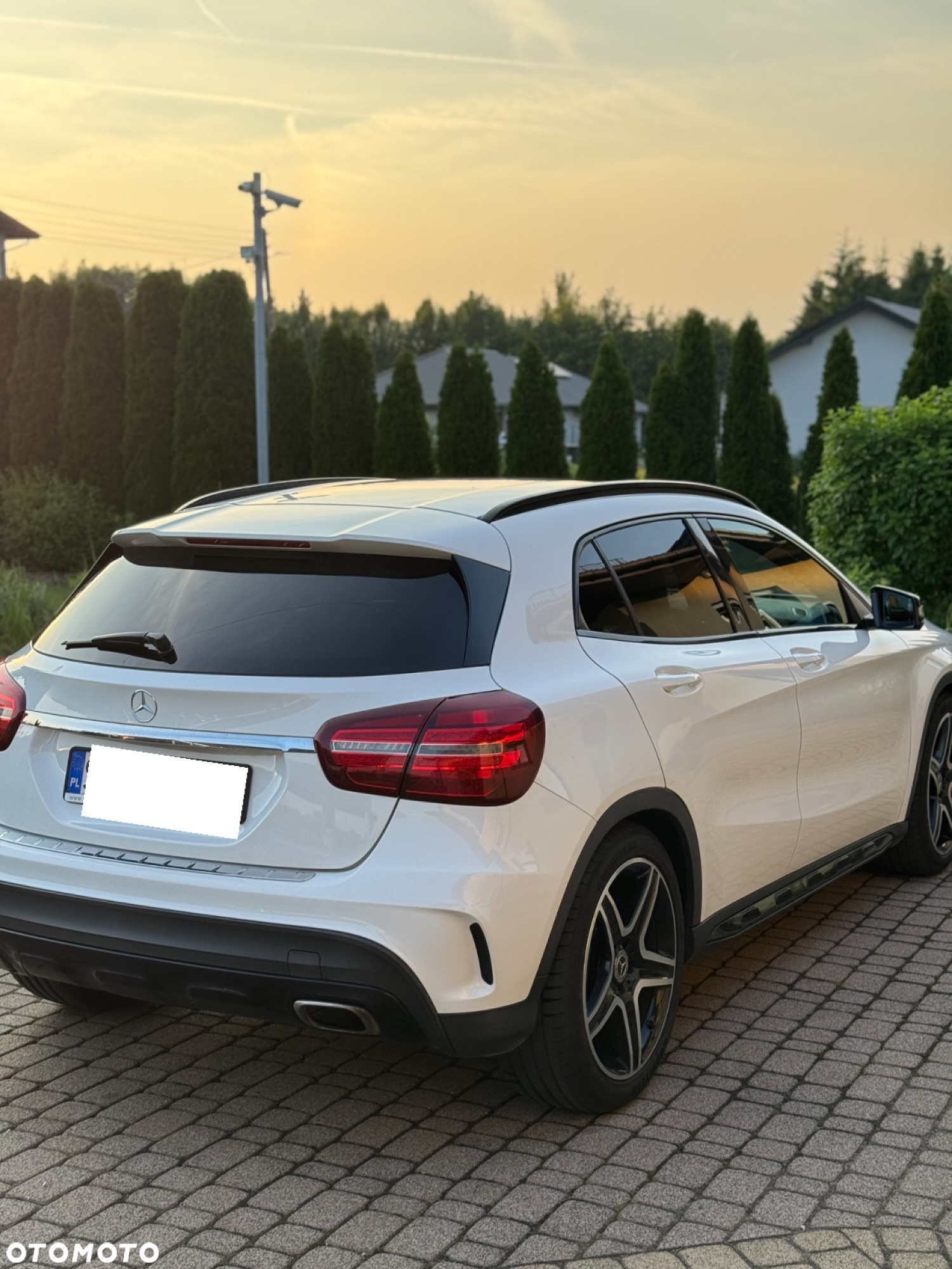 Mercedes-Benz GLA 200 7G-DCT AMG Line - 7