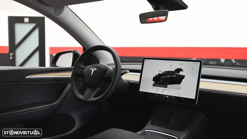 Tesla Model Y Tração Traseira - 49