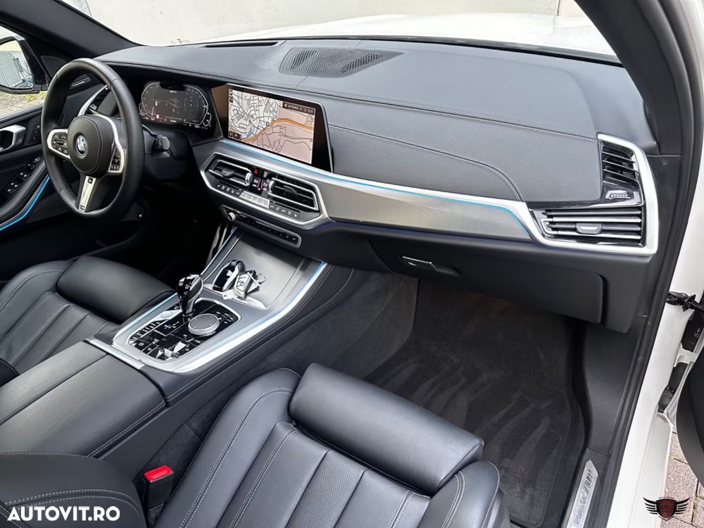 BMW X5 xDrive45e - 13