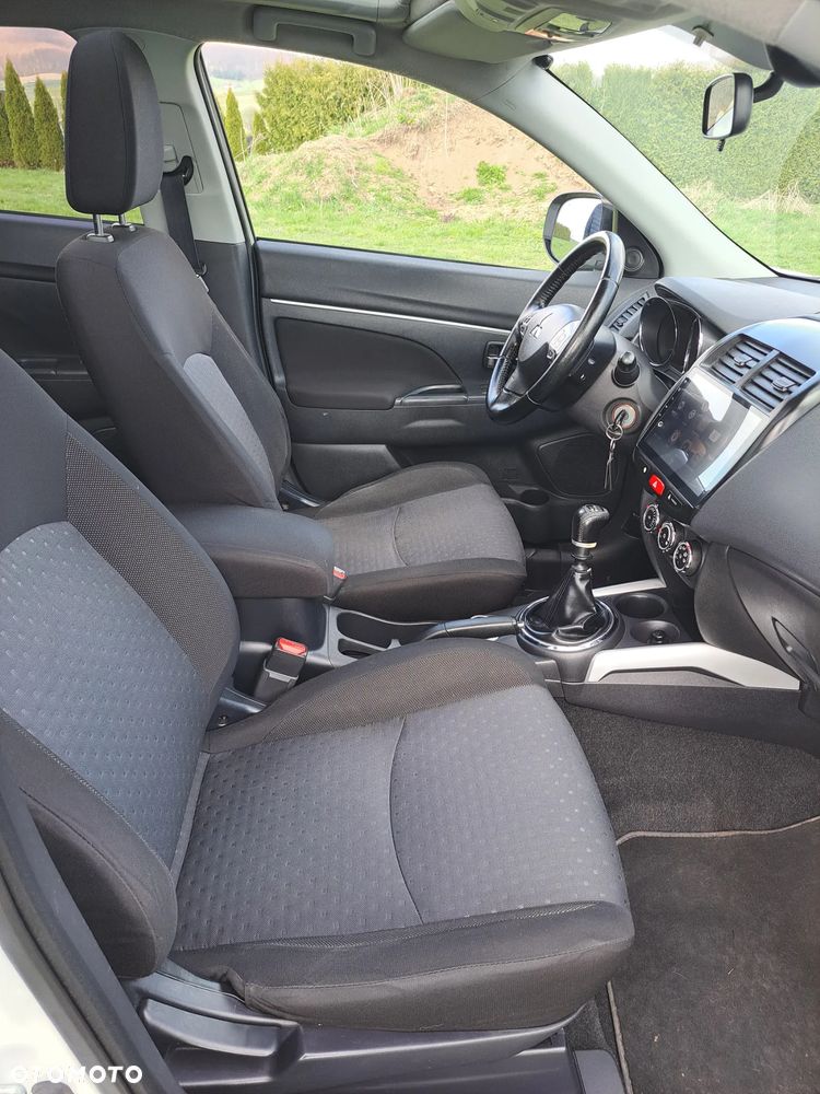 Mitsubishi ASX 1.8 DID Invite 4WD AS&G - 29