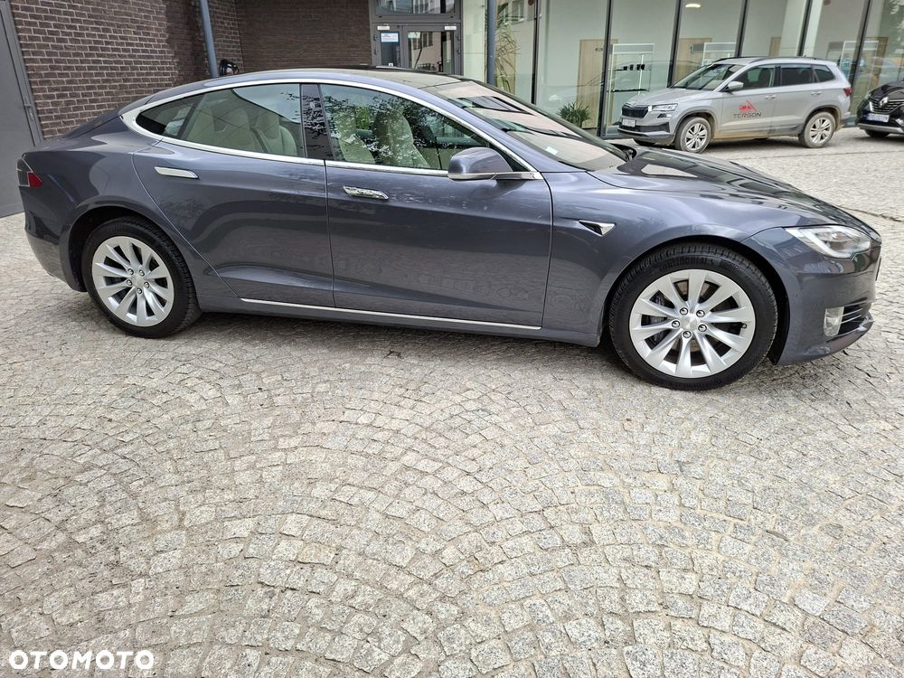 Tesla Model S Maximale Reichweite - 19