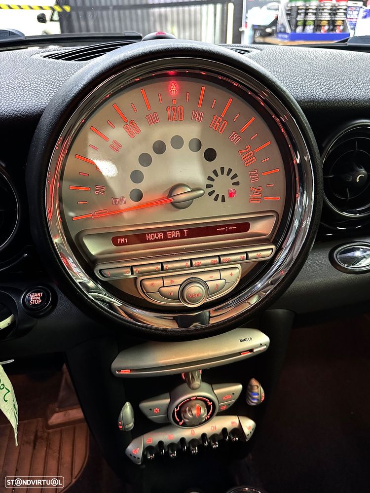 MINI 3 Portas One 1.4 - 17