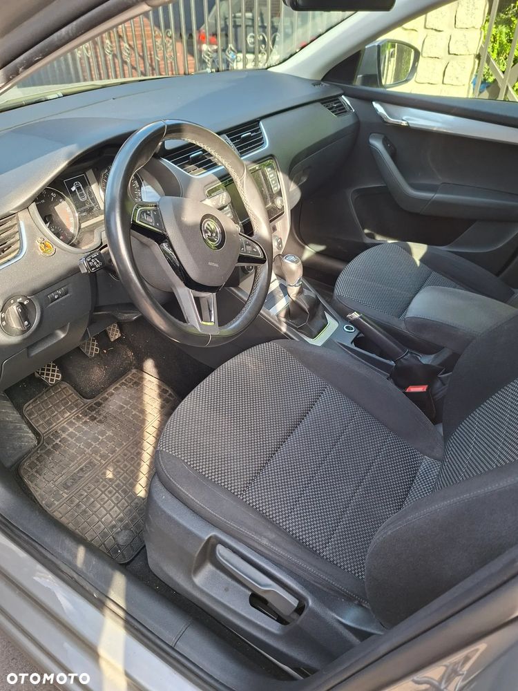 Skoda Octavia 1.6 TDI Ambition - 5