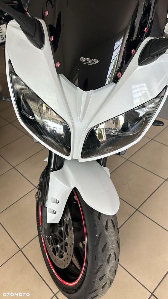 Yamaha FZ - 14