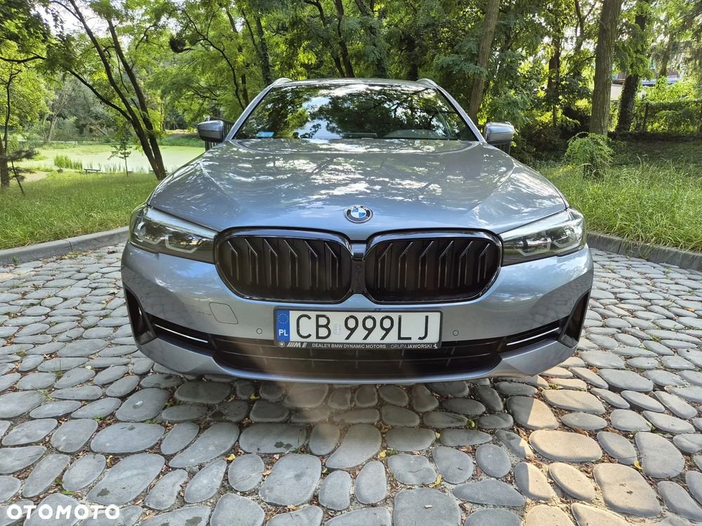 BMW Seria 5 520d xDrive - 3