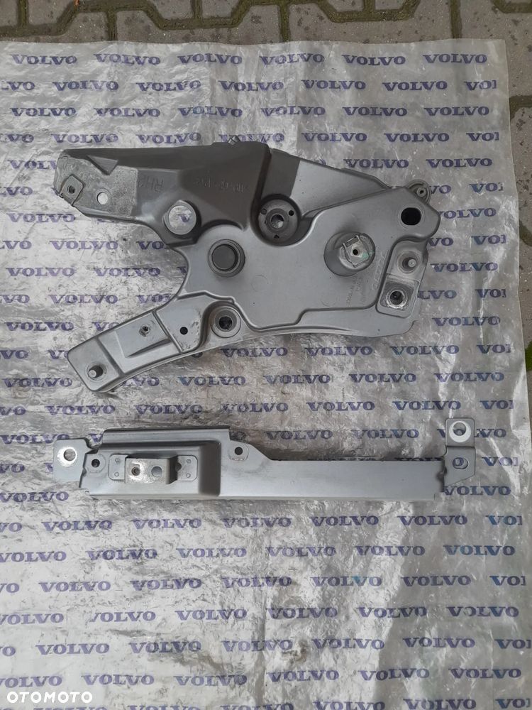 Mocowanie nośnik błotnika prawy 31424579 volvo xc60 II 2020R - 2