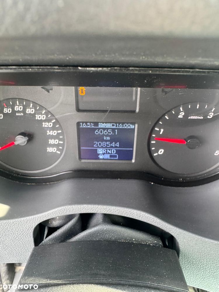 Mercedes-Benz Sprinter - 12