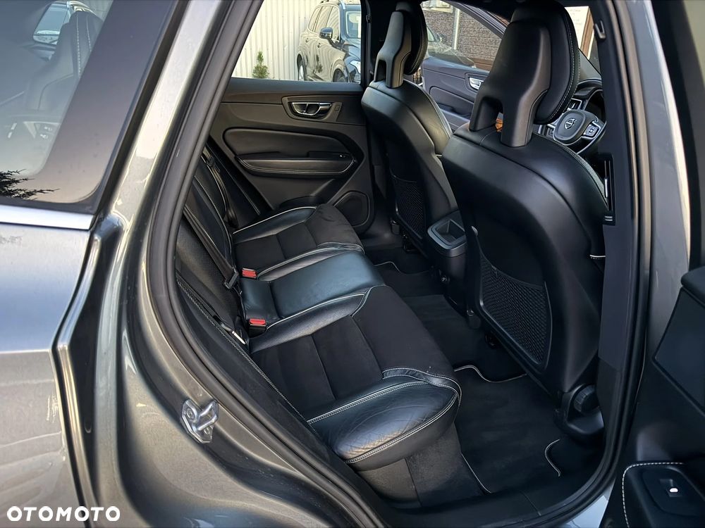 Volvo XC 60 D5 SCR AWD R-Design - 14