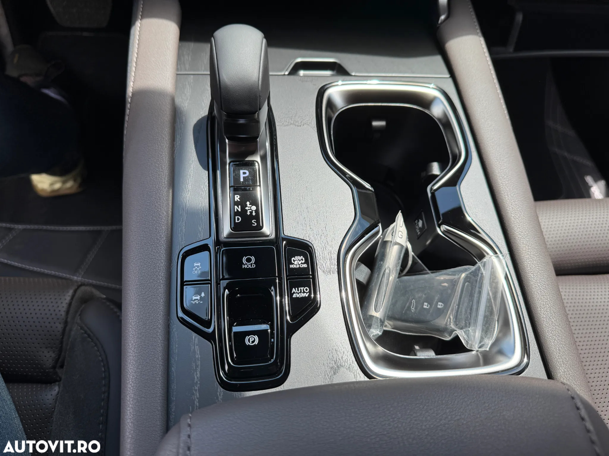 Lexus Seria RX 450h+ (Plug-in-Hybrid) Luxury Line - 23
