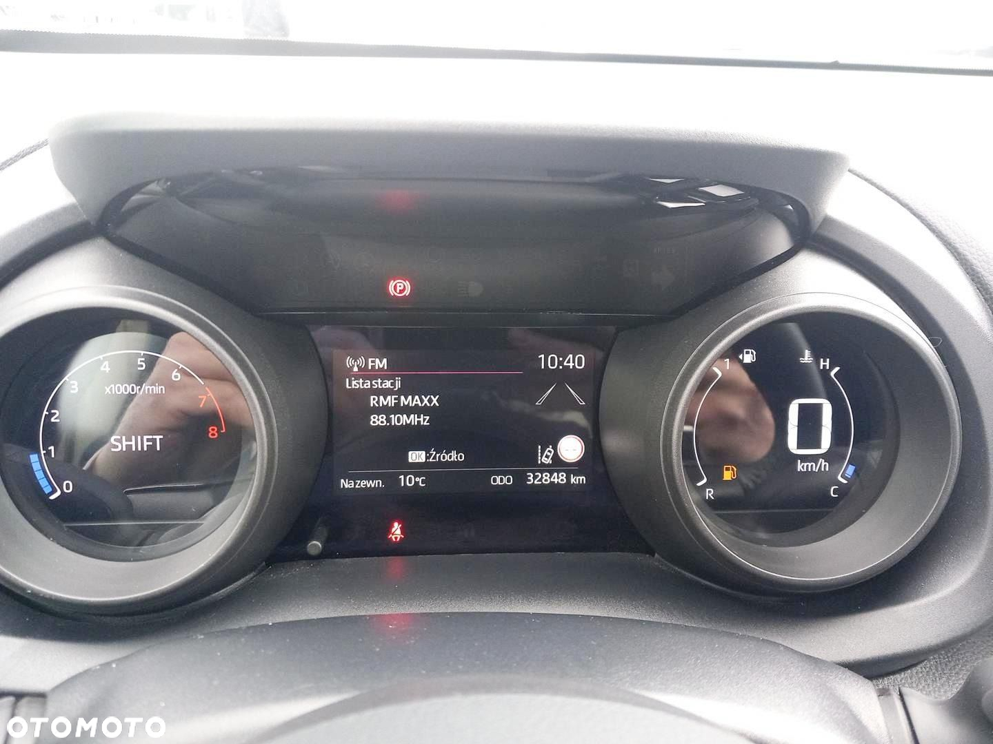Toyota Yaris - 14
