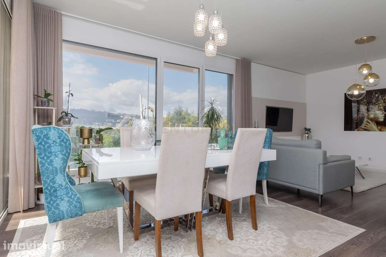 T2 com 2 Suites | Quinta da Boavista | Santo António dos Olivais | Coi - Grande imagem: 2/21