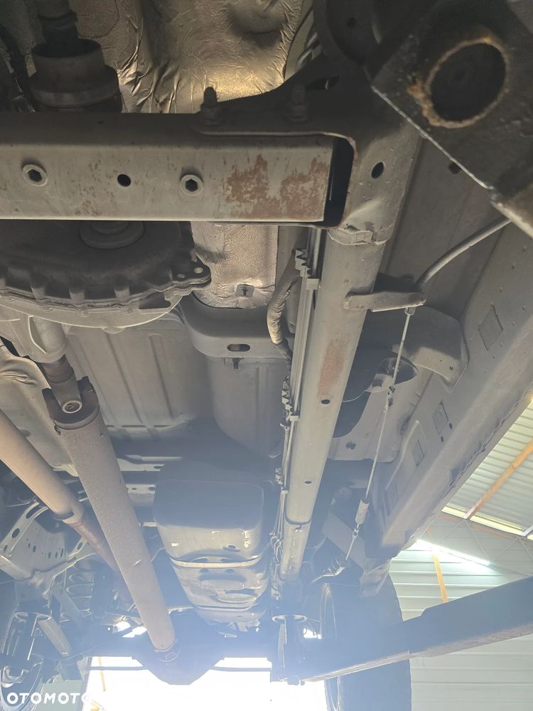 Dodge RAM 5.7 4x4 - 15