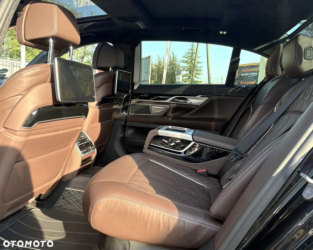 BMW Seria 7 750Ld xDrive sport - 25